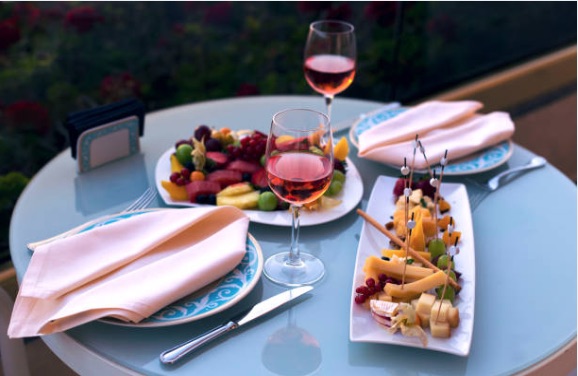 Great Food and Beverage Business T/O $9.5K pw on short hours – Priced for Quick Sale - Central Coast, NSW